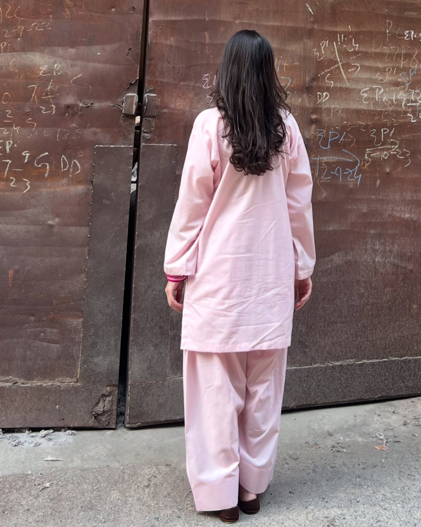 Pretty in Pink Farshi Suit Set – Effortless Elegance for Festive Days