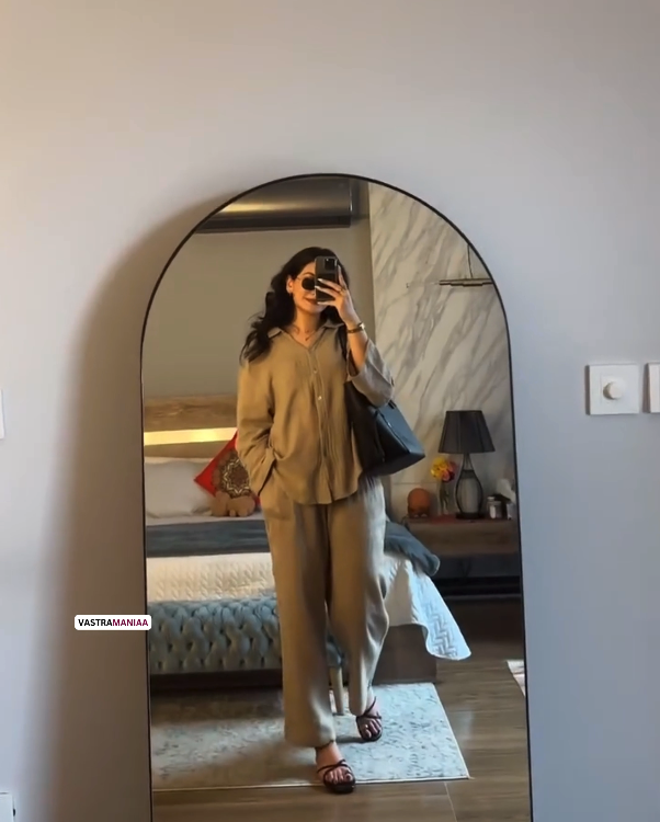 Vastramaniaa Women’s Rayon Crepe Neutral Chic Co-ord Set