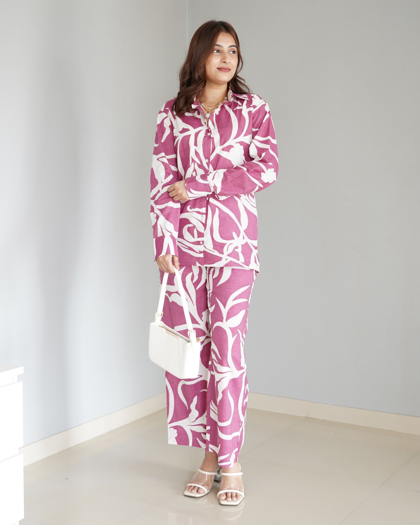 Vastramaniaa Burgundy Floral Print Full Sleeve Co-ord Set for Women