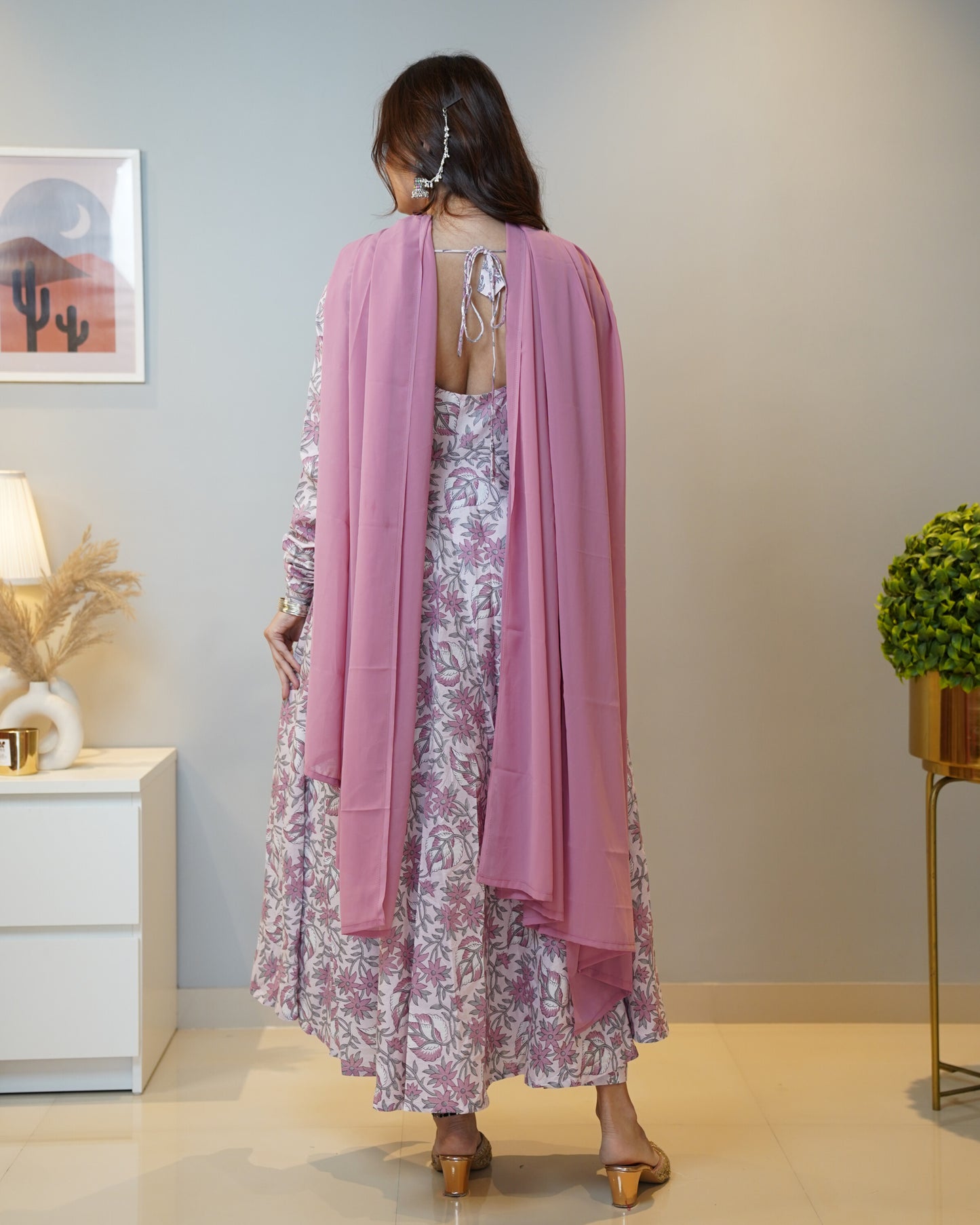 Vastramaniaa Women's Lavender Anarkali Kurta Palazzo Set with Mulmul Dupatta