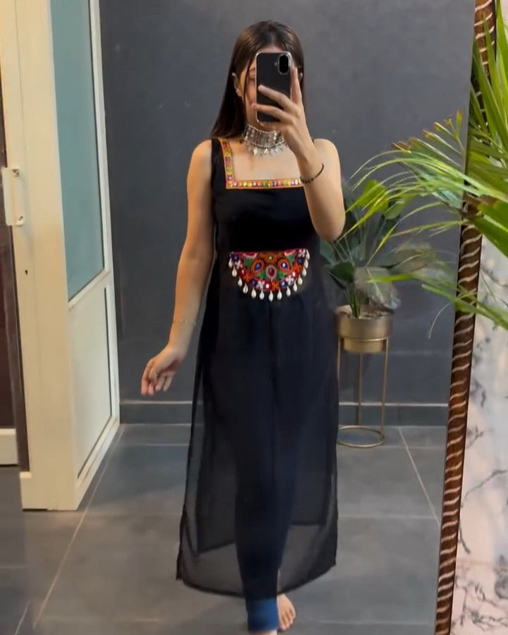 Festive Black Georgette Sleeveless Kurti – Navratri Special
