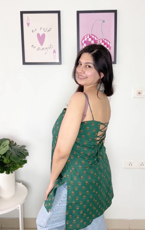 Mehfil Muse – Green & Red Paisley Print Cotton Kurti