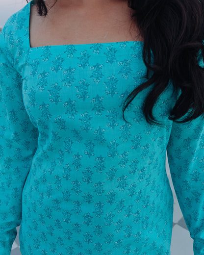 Turquoise Floral Printed Straight Fit with Square Neck