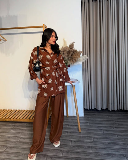 Vastramaniaa Petal Chic Co-ord Set