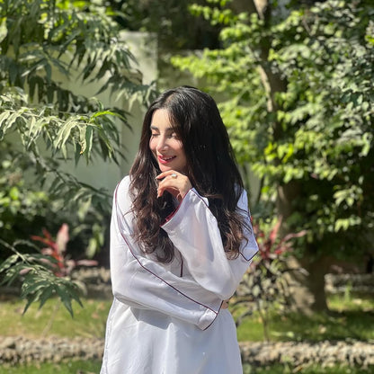 Vastramaniaa Dual Elegance V-Neck Rayon Kurta Pant Set – Bold Border Edition