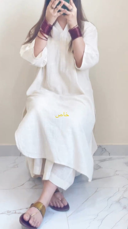 White Cotton Slub V-Neck Chinese Collar Kurta Pant Set