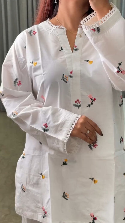 White Floral Embroidered Cotton Kurta Farshi Set | XS–5XL